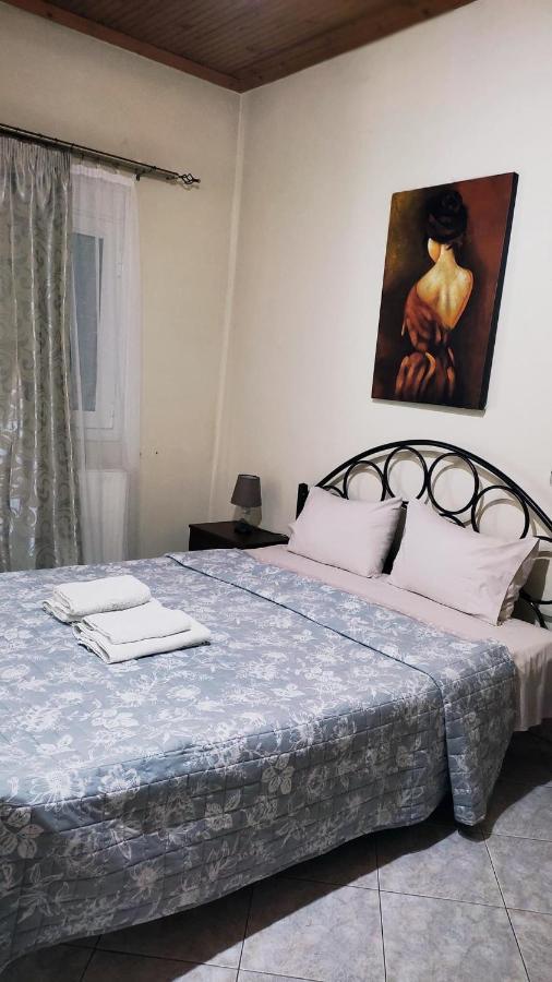 Guesthouse Adonis Káto Loutrákion Eksteriør bilde