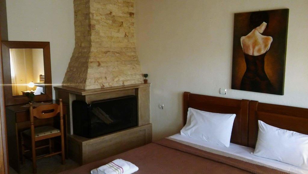 Guesthouse Adonis Káto Loutrákion Eksteriør bilde